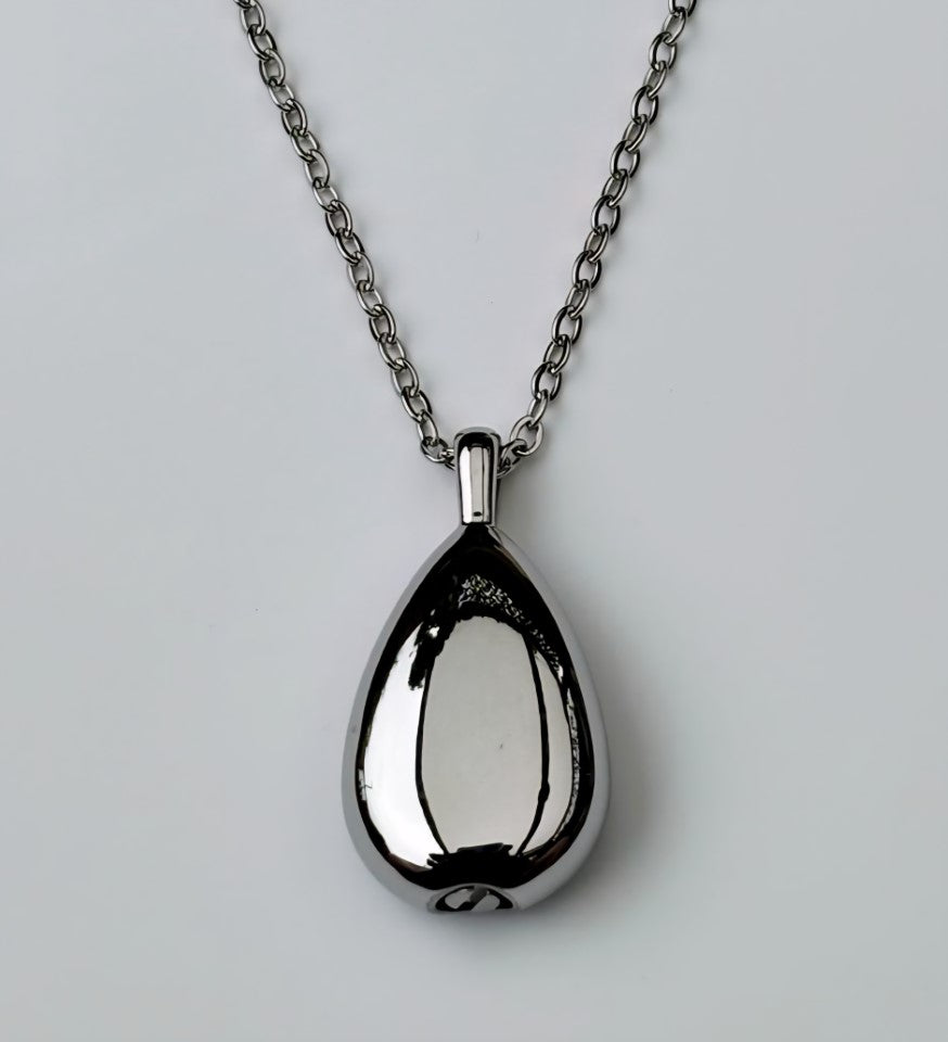 Stainless Steel Teardrop Memorial Urn Pendant – A Gentle Tribute of Love and Loss